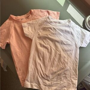 Athletic workout tops